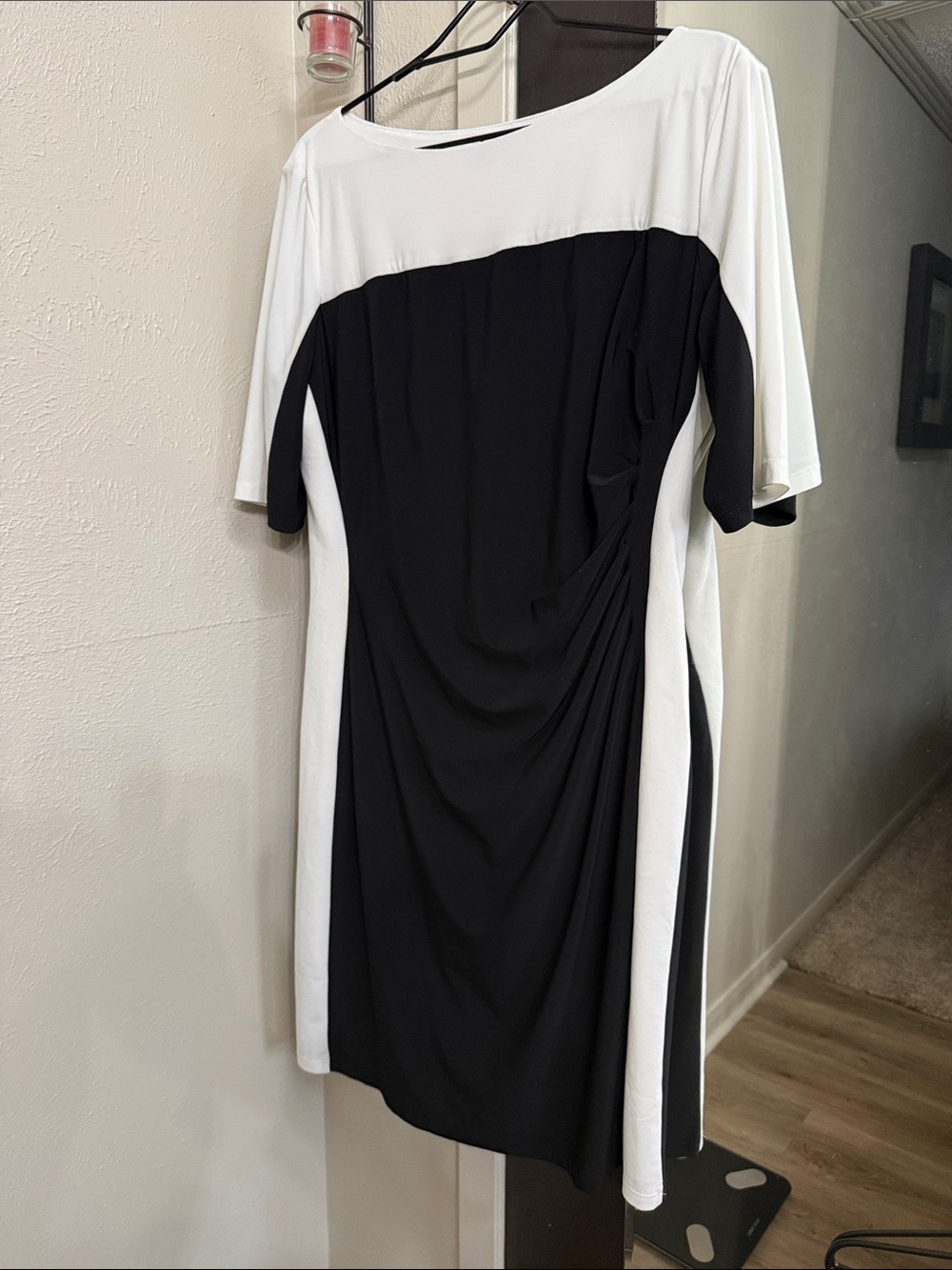 Chaps Black and White Colorblock Midi Dress